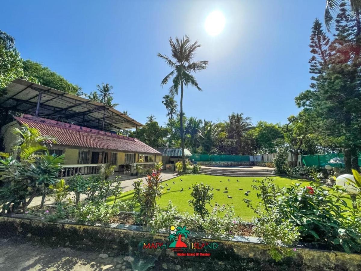 Villa By The Sea Mumbai Dış mekan fotoğraf