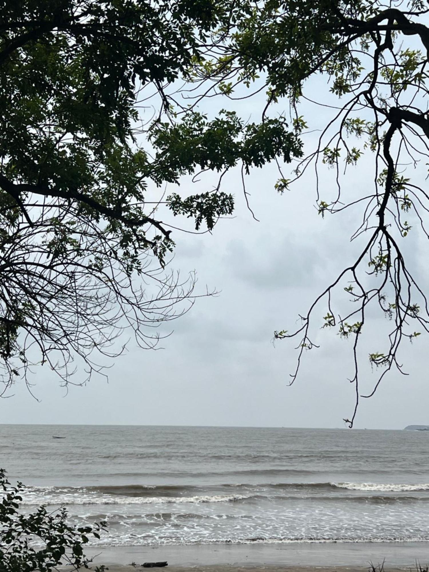 Villa By The Sea Mumbai Dış mekan fotoğraf